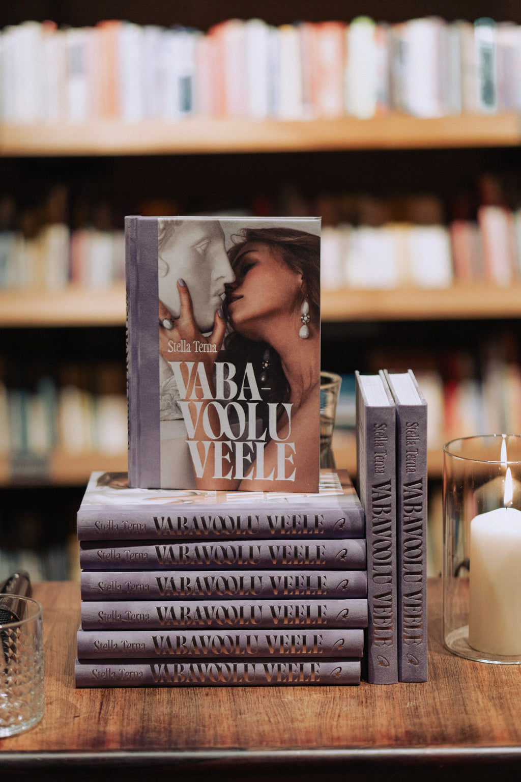 Luulekogu "Vabavoolu Veele"